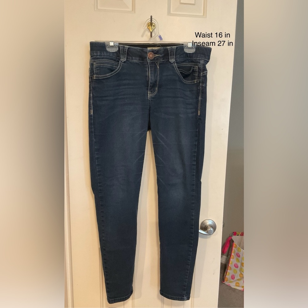Democracy jegging jeans
Size 8
See measurements on picture